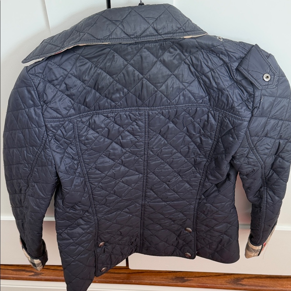 Burberry Women's Quilted Puffer Jacket - Dark Blue - Picture 10 of 10